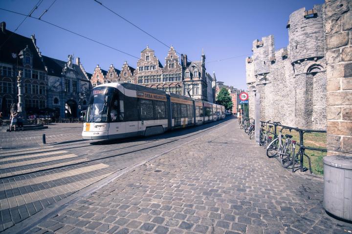 tram
