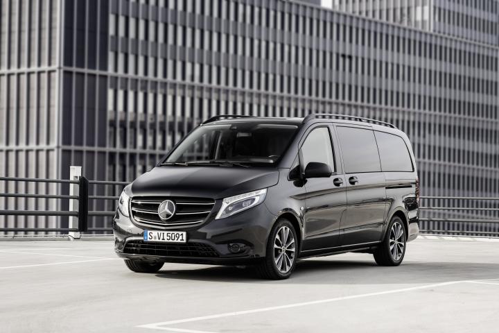 Vito Tourer 119CDI front view